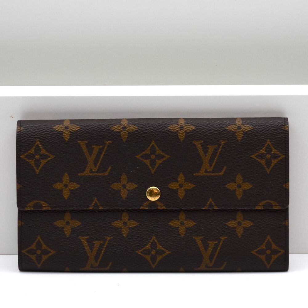 Louis Vuitton Monogram Canvas Sarah Wallet
